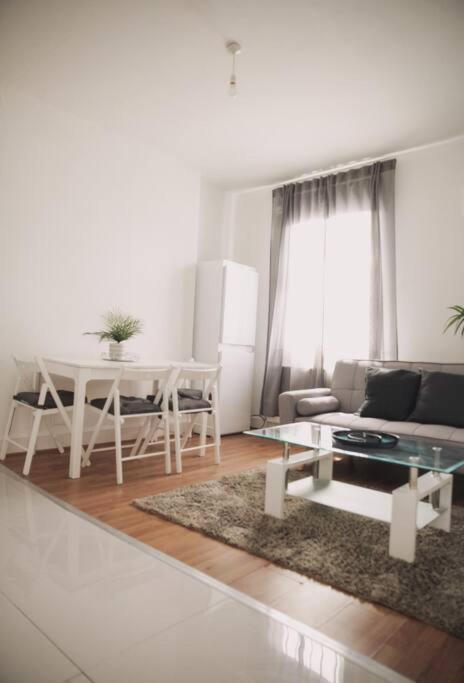 3 Bed Flat With Balcony Central Лондон Екстер'єр фото