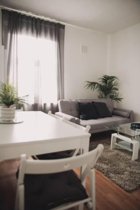 3 Bed Flat With Balcony Central Лондон Екстер'єр фото